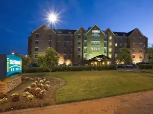 Staybridge Suites Tysons - McLean