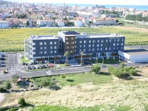 Cosmopolitan Hotel