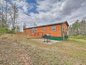 Cozy Bidwell Cabin w/ Deck: Trail & Creek Access!