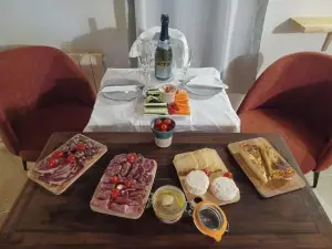 Hébergement Insolite Avec Jacuzzi Privatif Millau