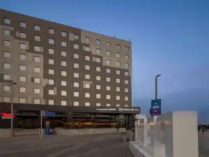 โรงแรม Wyndham Grand Costa Del Sol สนามบิน Lima