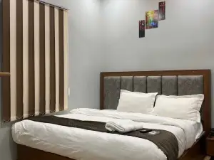 Hotel Comfort Zone Kanpur