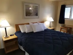 Captain's Quarters Motel