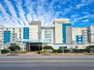 DoubleTree by Hilton Virginia Beach Oceanfront South