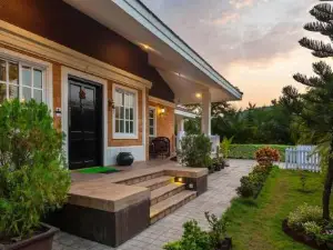StayVista's Wandering Greens - Mountain-View Villa with Pool, Spacious Lawn & Balcony