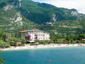Hotel Baia Azzurra