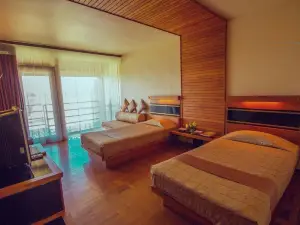 Kumudara Hotel Pagoda View