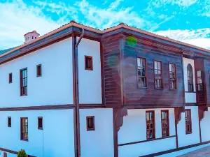 Hacı Rıfatlar Konağı