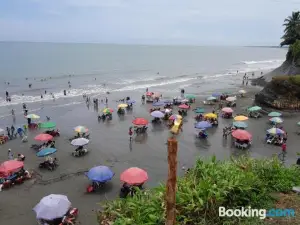 Vidamar, Juanchaco. Ladrilleros, la Barra