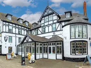White Lion Royal Hotel