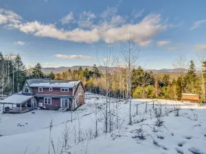 Pet-Friendly Carthage Home with Fire Pit!