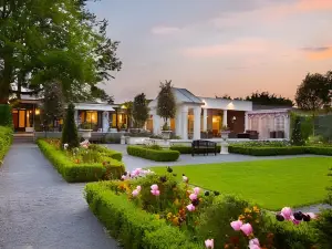 The Keadeen Hotel