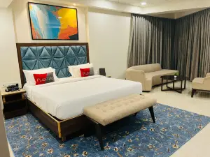 Playotel Premier Guna