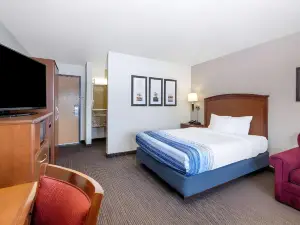 AmericInn by Wyndham Dickinson