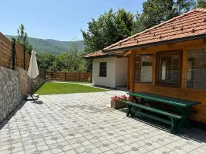 Domaćinstvo Marić