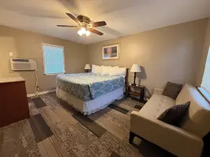 Lighthouse Inn