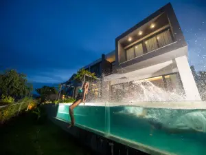 The Ocean Front Villa Nha Trang Abogo