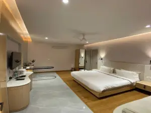 Grand 5 Resort