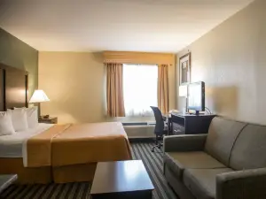 Quality Inn & Suites Loves Park Near Rockford