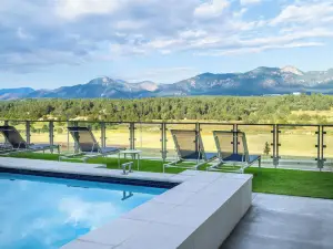 โรงแรมโพลาริส