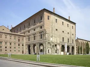 โรงแรม ทอสคานินี