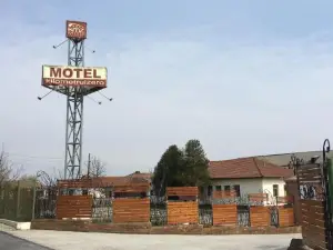 Motel Kilometrul Zero