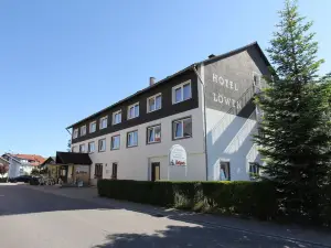 Hotel Löwen  by Mastiff