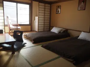 Business Ryokan Azusa