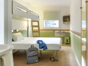 Ibis Budget Courbevoie Paris la Defense 1