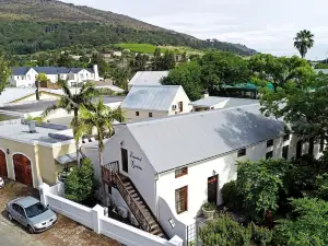 Lemoenkloof Boutique Hotel