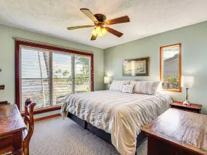 Ultimate Oceanfront Townhome Located on Kona Coast