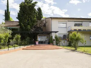 Logis Hotel Restaurant Spa les Oliviers