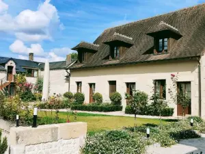 La Chaumiere