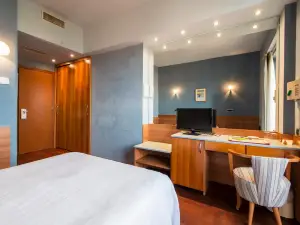 Senb Hotel
