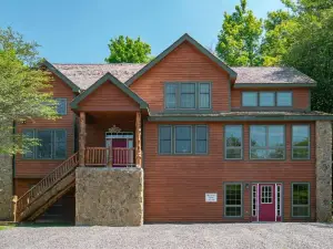 Hawthorne Lodge