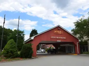 Sturbridge Host Hotel and Conference Center