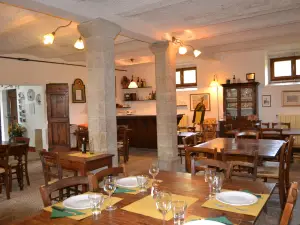 Amazing Stay in Tuscany Rustic Style