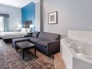 La Quinta Inn & Suites by Wyndham Kerrville