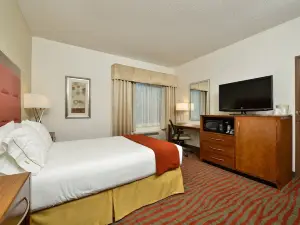 Holiday Inn Express Boston-Milford