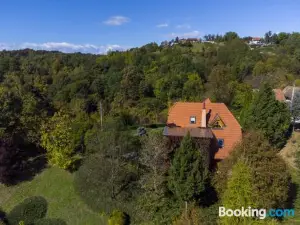 Holiday Home Grga-Three Bedroom House with Swimming Pool