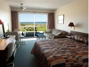 Sea Edge Motel