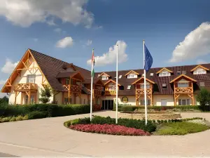 Orchidea Hotel Lipót