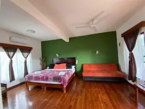 Hotel Maya Balam