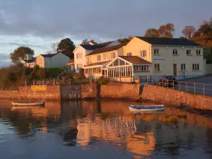 Ferry House Inn
