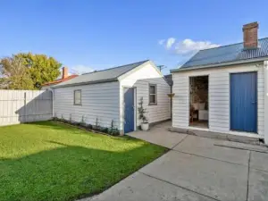 Three Bedrooms Hermay Cottage