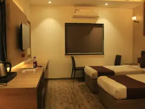 Hotel Sahyadri