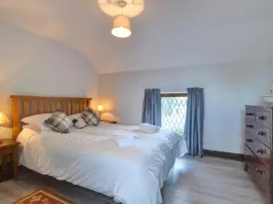 Old Newton Cottage
