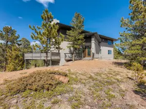 A Jaw-Dropper! Megawatt Views, Hot Tub & Game Room