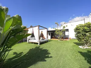 Vista Bonita - Gay and Lesbian Only Resort