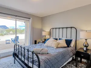 Dog-friendly mountain-view home with private pool, outdoor lounging & W/D